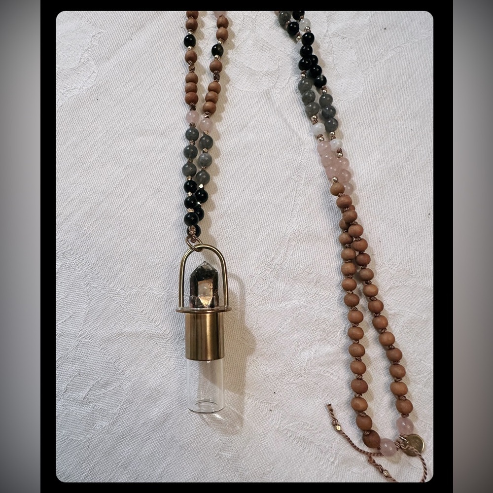 ESSENTIAL OIL CUSTOM MADE CRYSTAL AND SEMI-PRECIOUS STONE NECKLACE